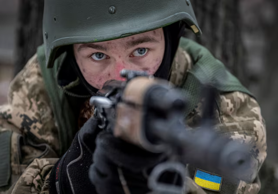 ��������