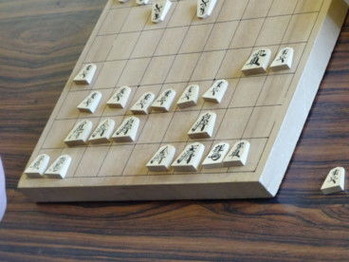 �Ҥͤ�����