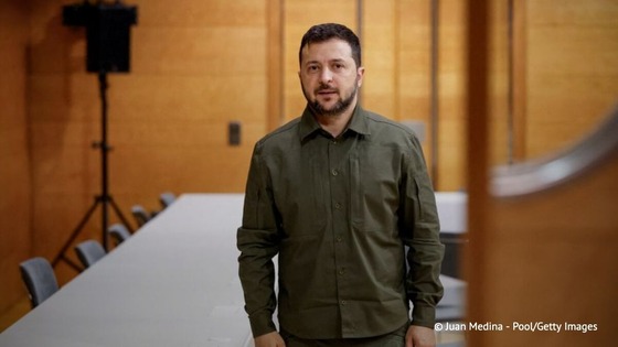 ����󥹥���