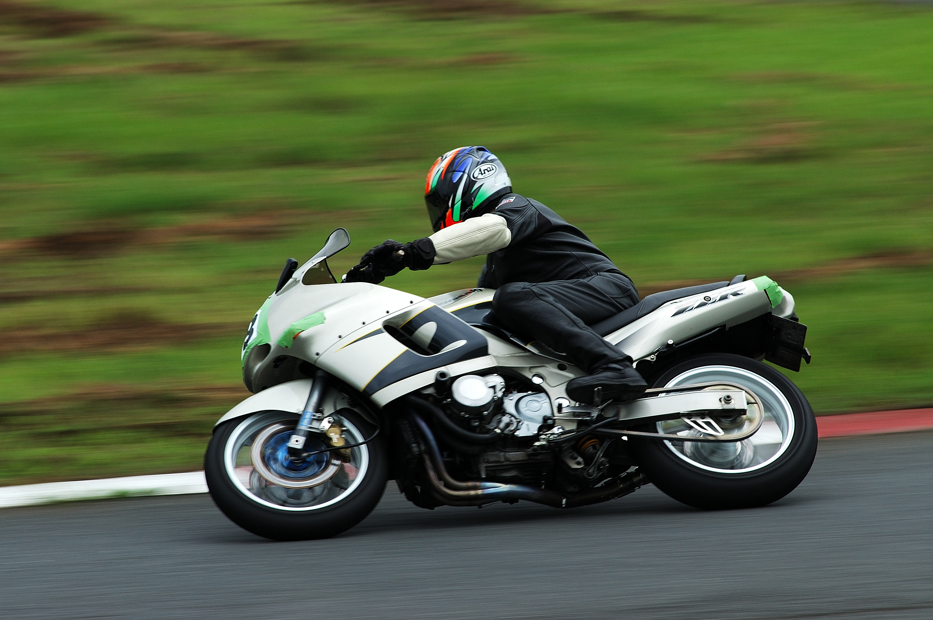 Zzr400改と3ceカブリオレで憂さ晴らし 走行会 Zzr400改と3ceカブリオレで憂さ晴らし 走行会