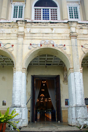 dauis church 2