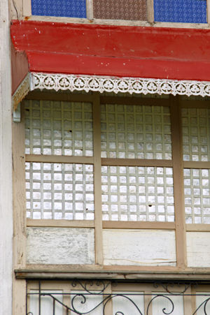 las casas filipinas de acuzar 50
