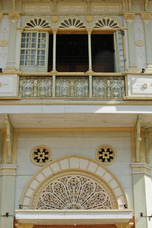 las casas filipinas de acuzar 53