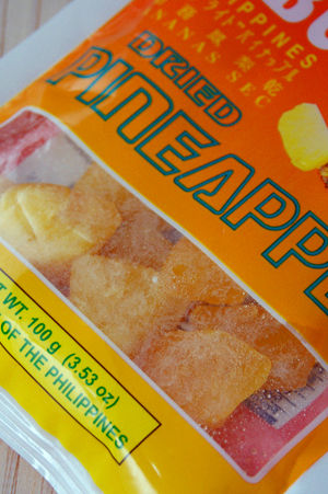 dried pineapple 1