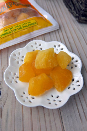 dried pineapple 2