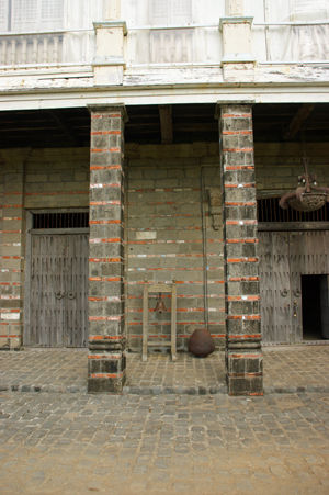 las casas filipinas de acuzar 64