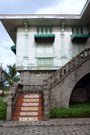 las casas filipinas de acuzar 68