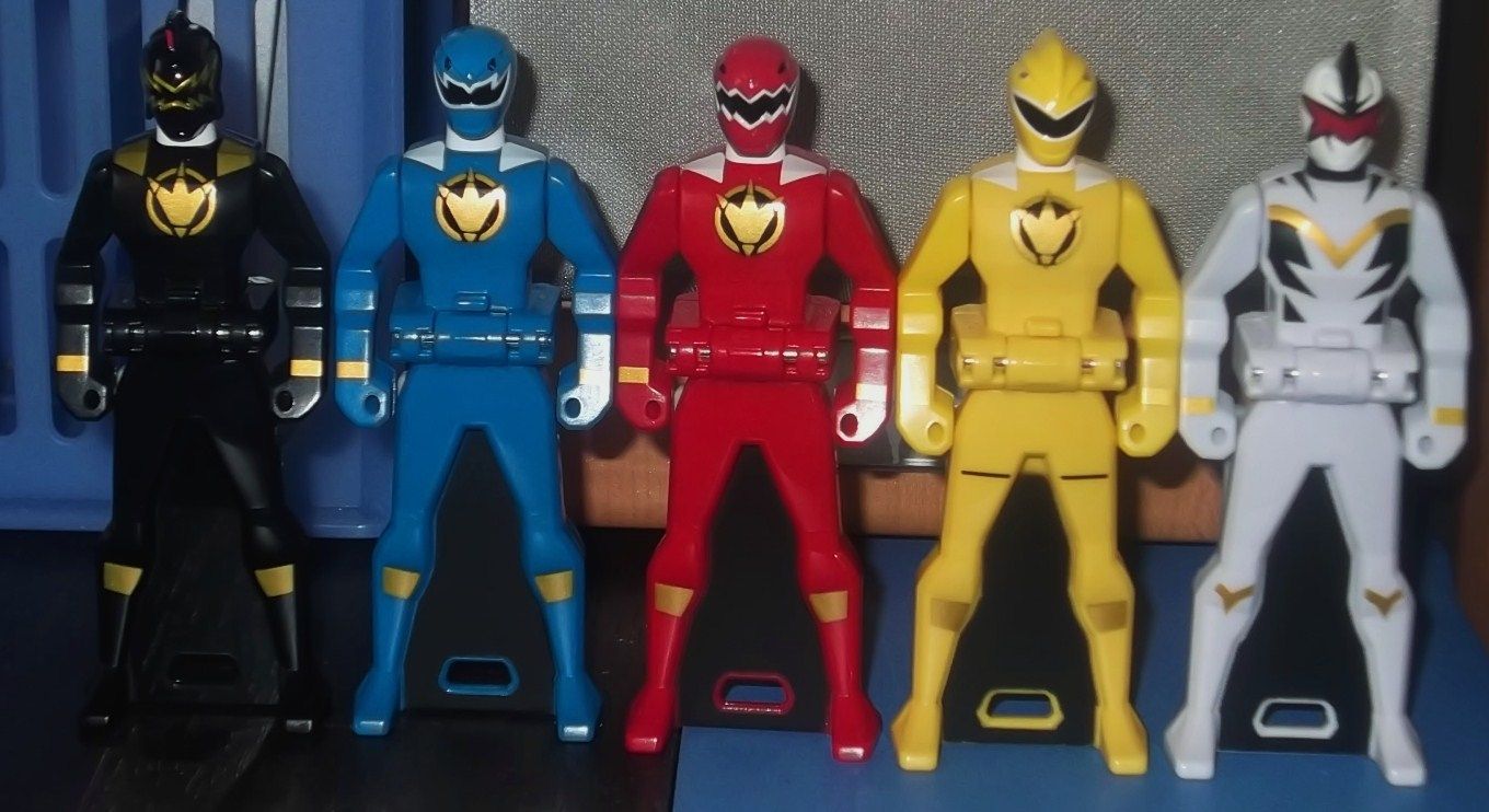 レンジャーキー 爆竜戦隊アバレンジャー レッド 見渡さ