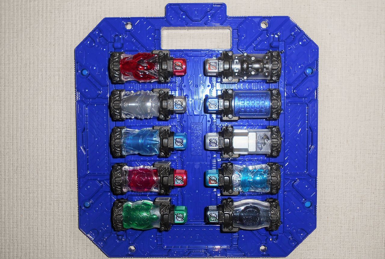 北都と西都のパネル : ナンバーワンハードボイルドでミッション