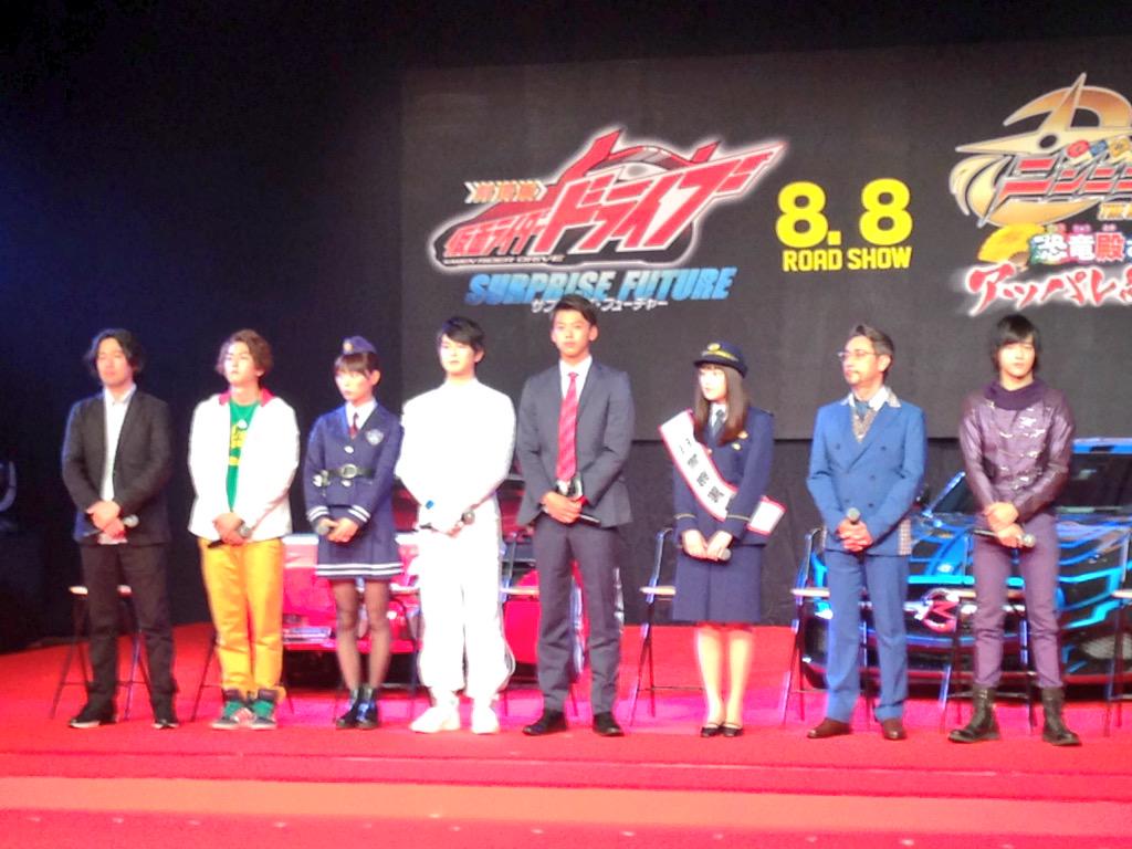豪華なゲスト出演者 アバターハードボイルドでリミックス