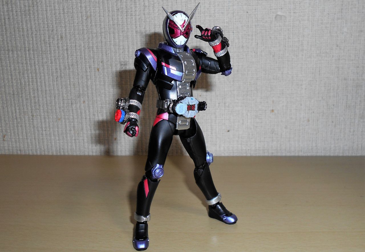 祝え 全ライダーの力を受け継ぎ 時空を超え 過去と未来をしろ示す時の王者 その名も仮面ライダージオウ キラメきハードボイルドの結末は俺が決める 祝え 全ライダーの力を受け継ぎ 時空を超え 過去と未来をしろ示す時の王者 その名も仮面ライダージオウ キラメきハードボイルドの結末は俺が決める