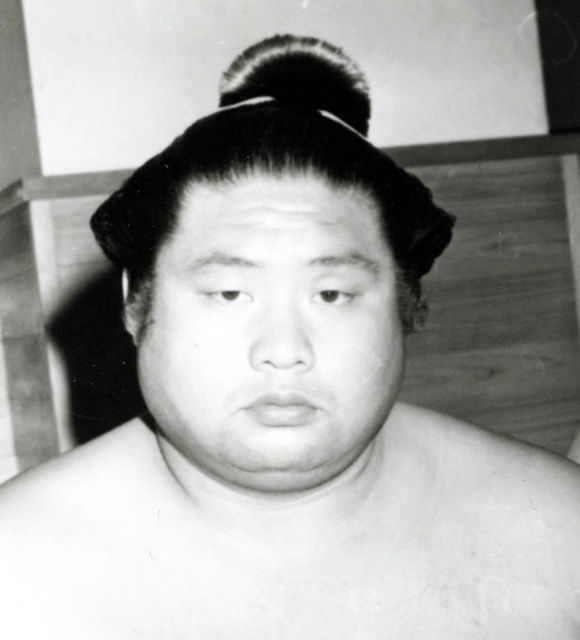 八百長に自ら関与」告発した元小結が死去 : ギャバいハードボイルドで