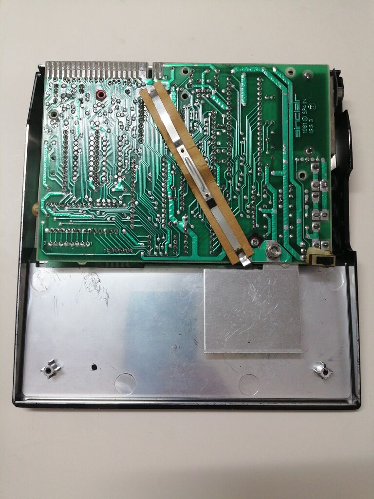 TIMEX Sinclair 1000(ZX81)のコンポジットビデオ出力改造 TIMEX Sinclair 1000(ZX81)のコンポジットビデオ出力改造