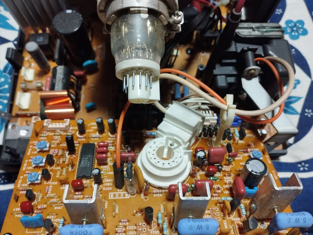 FMT-DP533 TOWNS用ディスプレイを分解しただけ : まごころせいじつ堂