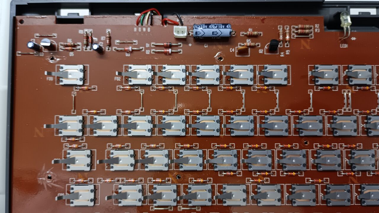 焼損！FM77AVキーボード : まごころせいじつ堂