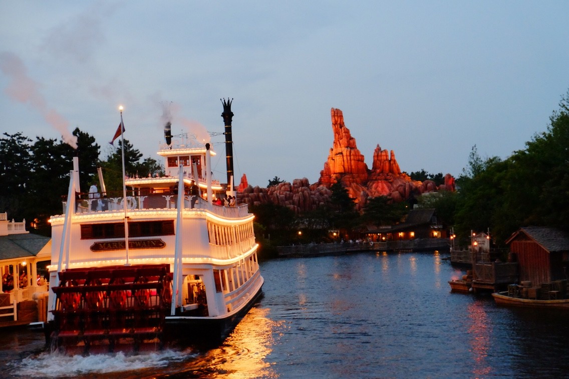 ディズニーランド 夕方から夜編 はれのち晴 ディズニーランド 夕方から夜編 はれのち晴