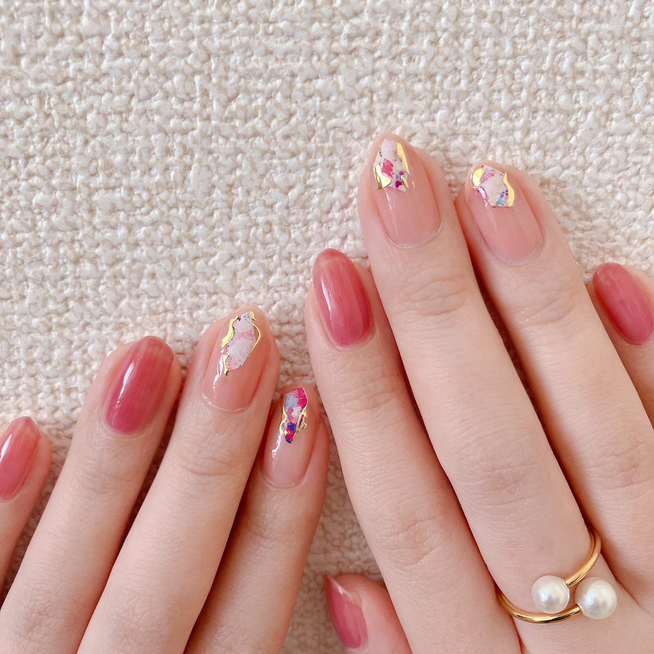 how to】シールで簡単！爪先ピンク天然石ネイル : akiのセルフネイル