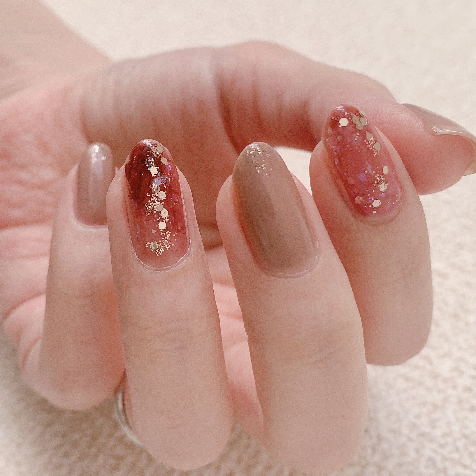 How To キラキラガーネットニュアンスネイル Akiのセルフネイルblog Powered By ライブドアブログ