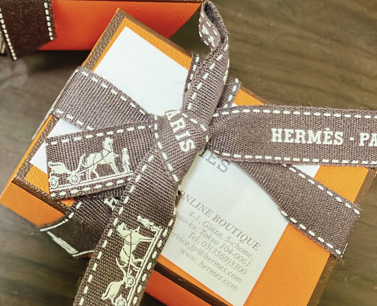 詳細レビュー】大興奮！憧れのエルメスのネイルを手に入れました