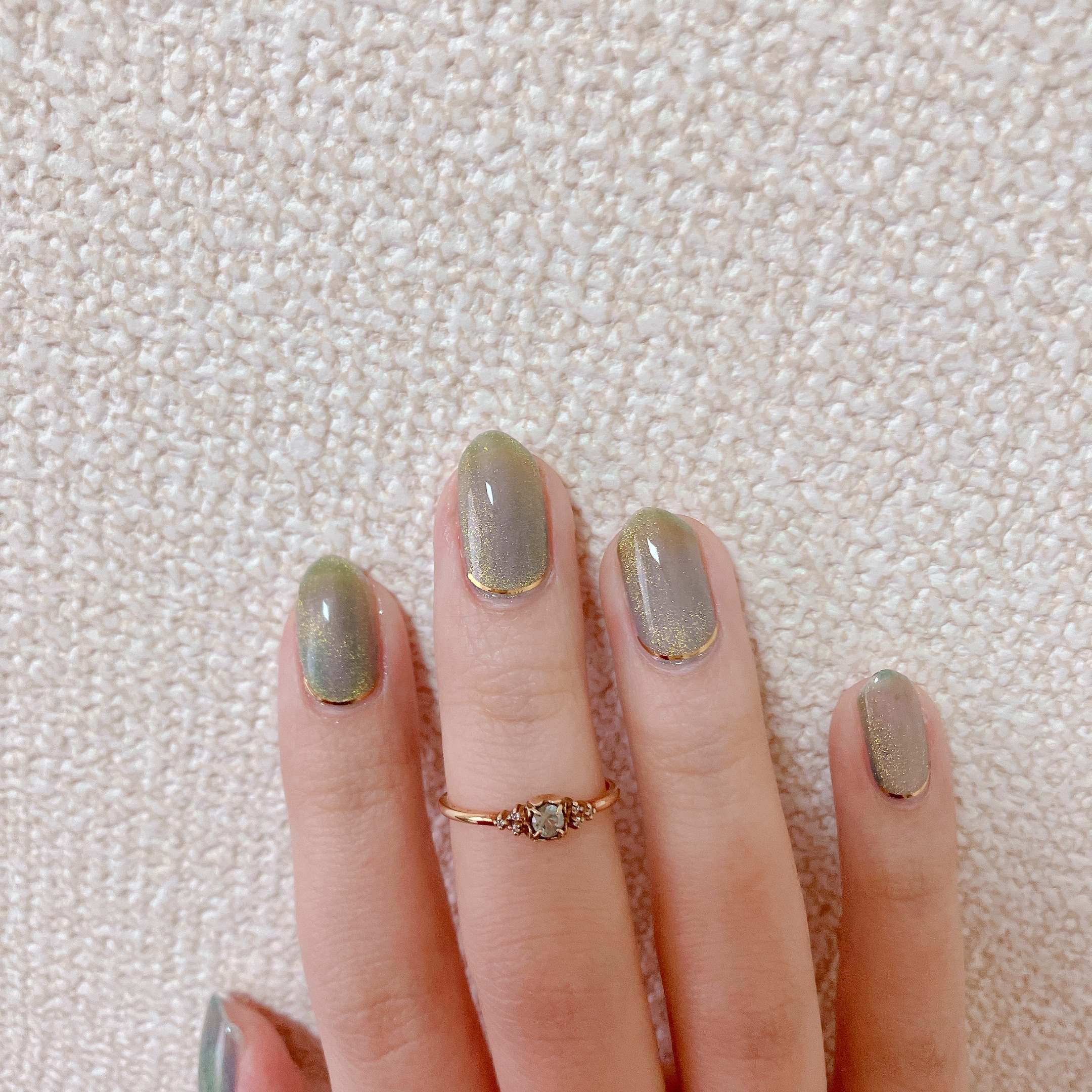 how to】ビー玉グリーングラデマグネットネイル : akiのセルフネイル