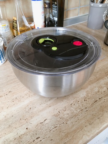 サラダスピナー