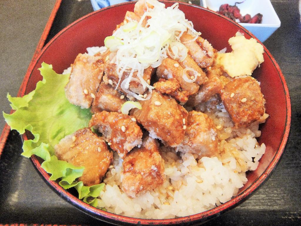 まぐろの竜田揚げ丼 真金町 和食いちばん 塵壺日誌 まぐろの竜田揚げ丼 真金町 和食いちばん 塵壺日誌