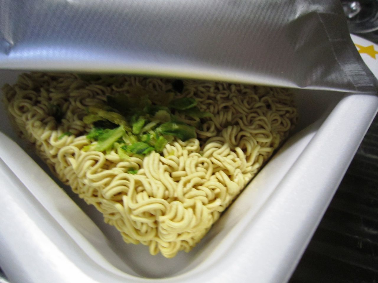 マルちゃんカップやきそば ごつ盛りソース焼きそば 四季物語 夏限定焼きそば 塵壺日誌