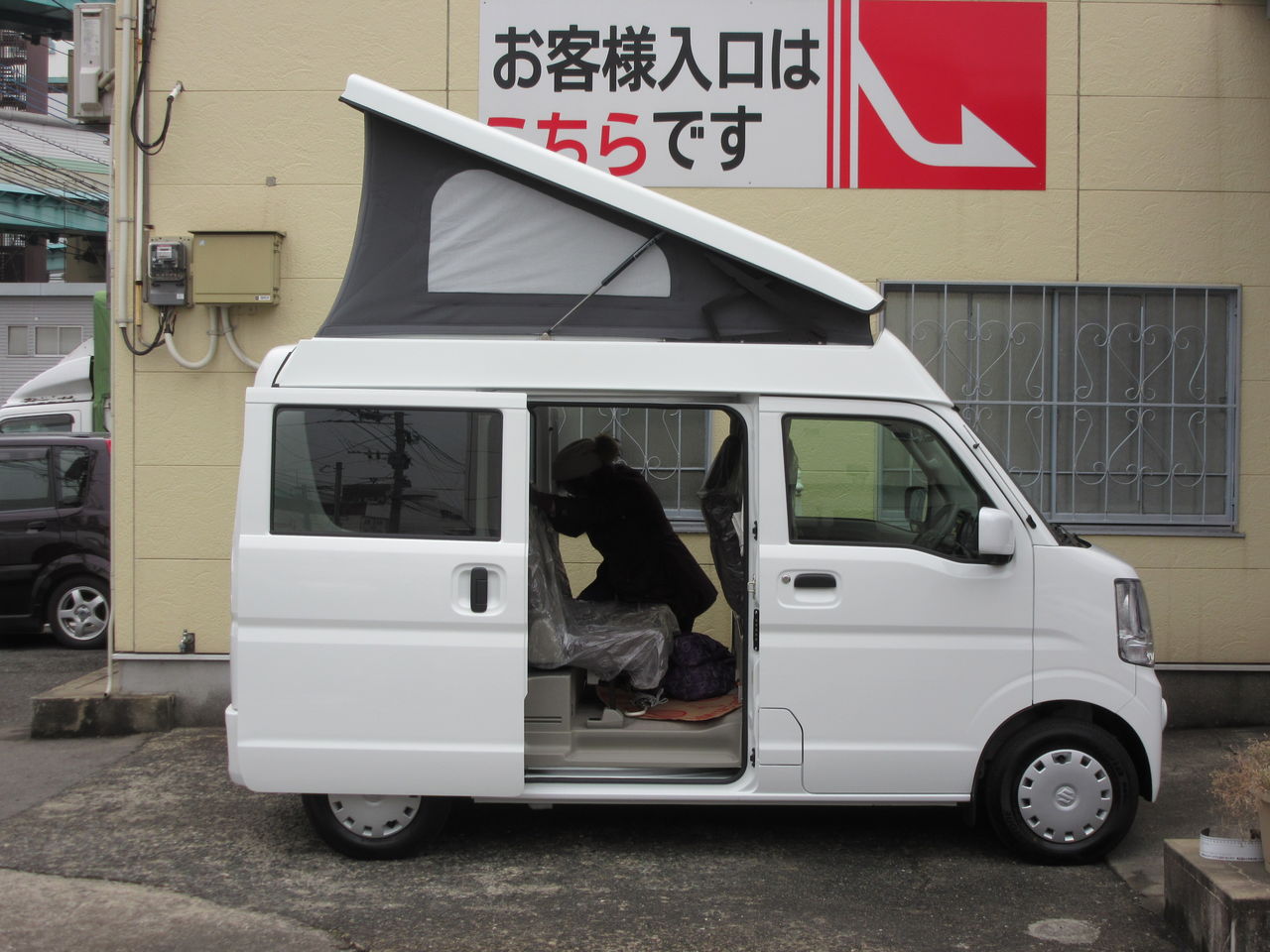 ニナ マリア 移動ネイルサロンカー 貼りアップblog
