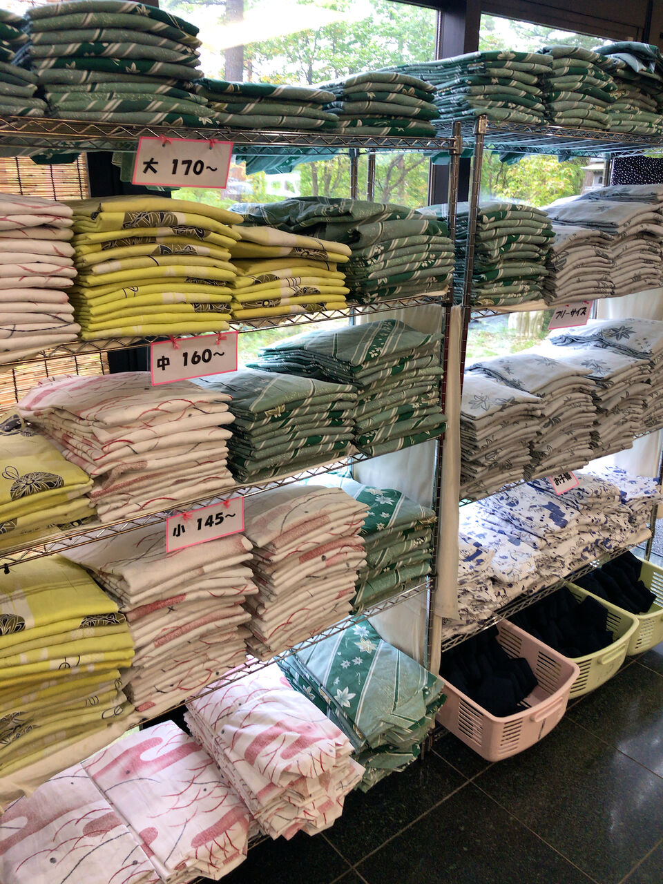 ホテルニュー紅葉 草津温泉とおおるり最高の料理 1泊2食 酒一杯5800円 珍安温泉ホテル