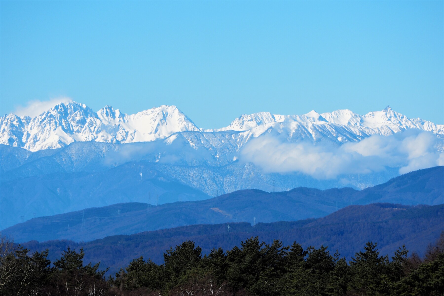 憧れの槍 穂高連峰 森への想い 憧れの槍 穂高連峰 森への想い