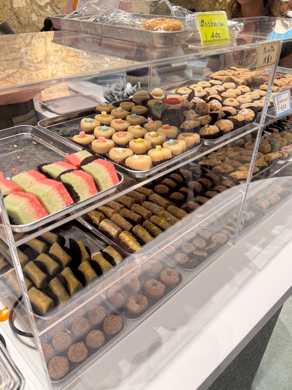 万博　チュニジア館　ピンバッチ　チュニジアパビリオン 万博 チュニジア館 ピンバッチ チュニジアパビリオン - メルカリ