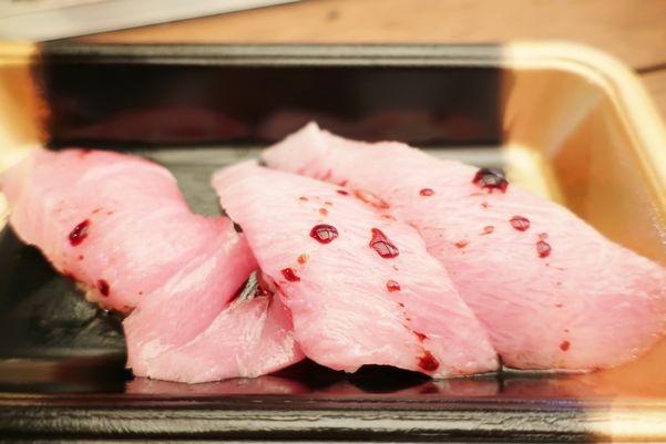 マグロの解体ショーと大トロとバーベキューｖ ０ 趣味の歳時記