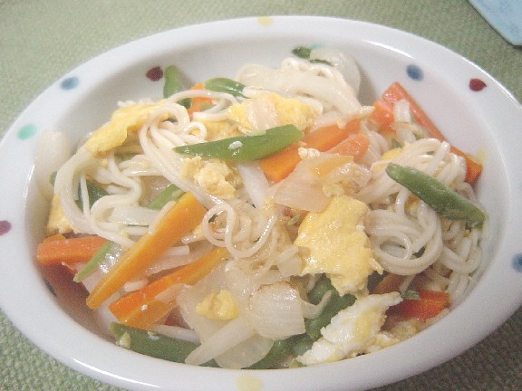 そうめんチャンプルー 幼児食 はるくんの手づかみもぐもぐごはん