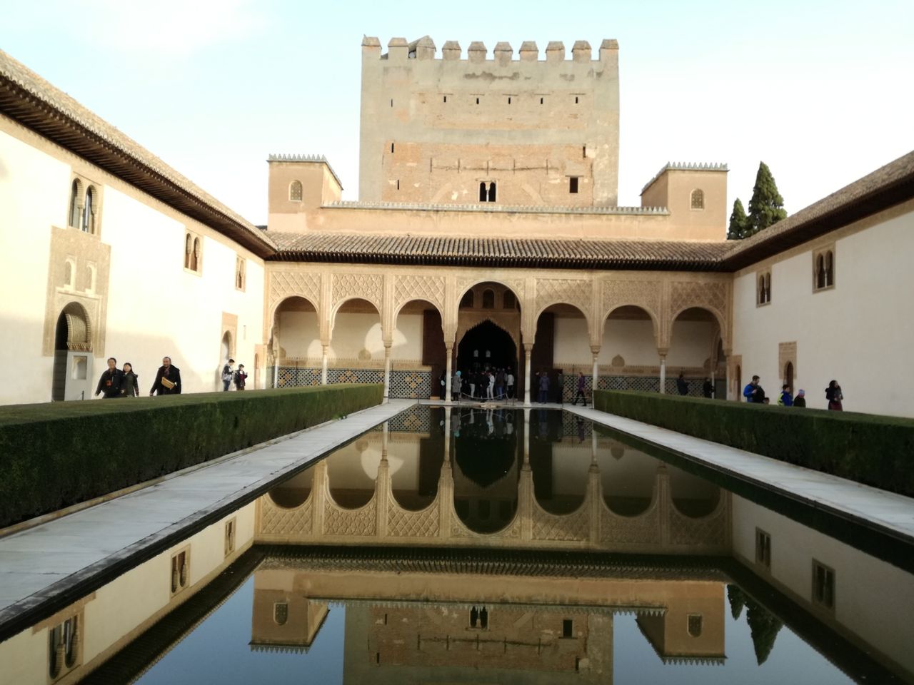 アルハンブラ宮殿 : haruとkikiのコスタリカ滞在記