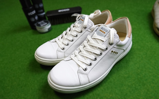 eccoのスパイクレスシューズ新調