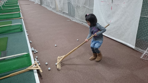 子供に学ぶゴルフスイング習得方法 (3)