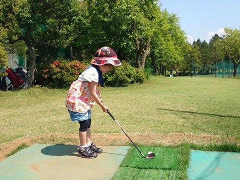 子供用のゴルフクラブ