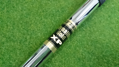シャフトはDLのR300