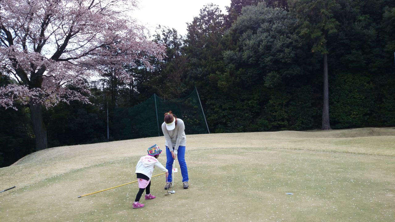 芦刈ゴルフクラブ ショートコース をファミリーで楽しむ ゴルフマニア手帳