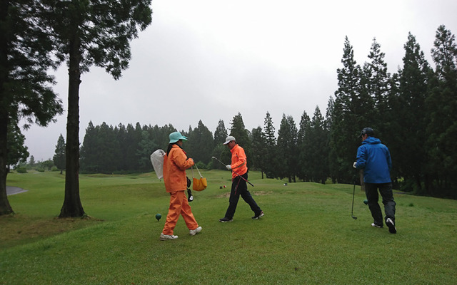雨ゴルフはやること多くて面倒