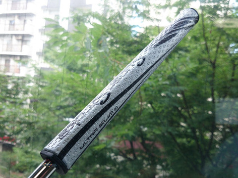 ちょっと歪にみえる形状