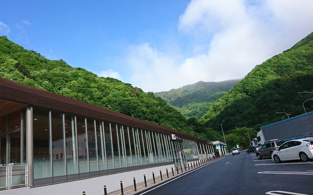 谷川岳までは快晴でしたが