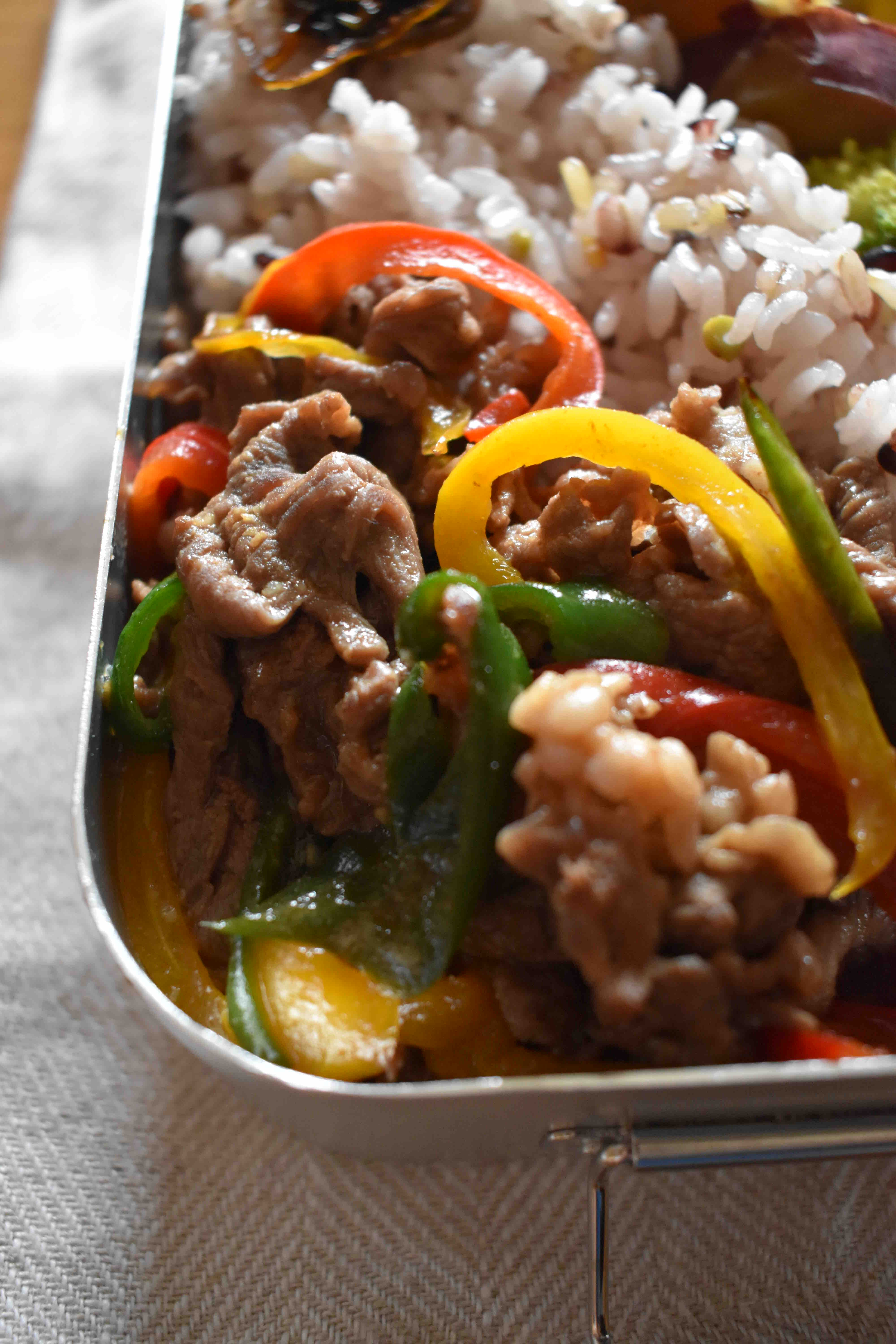 牛肉とカラフル野菜のオイスター炒め スピードおかず 鉄分 お弁当 朝から栄養学 はるはるの子供アスリート栄養満点ごはん Powered By ライブドアブログ