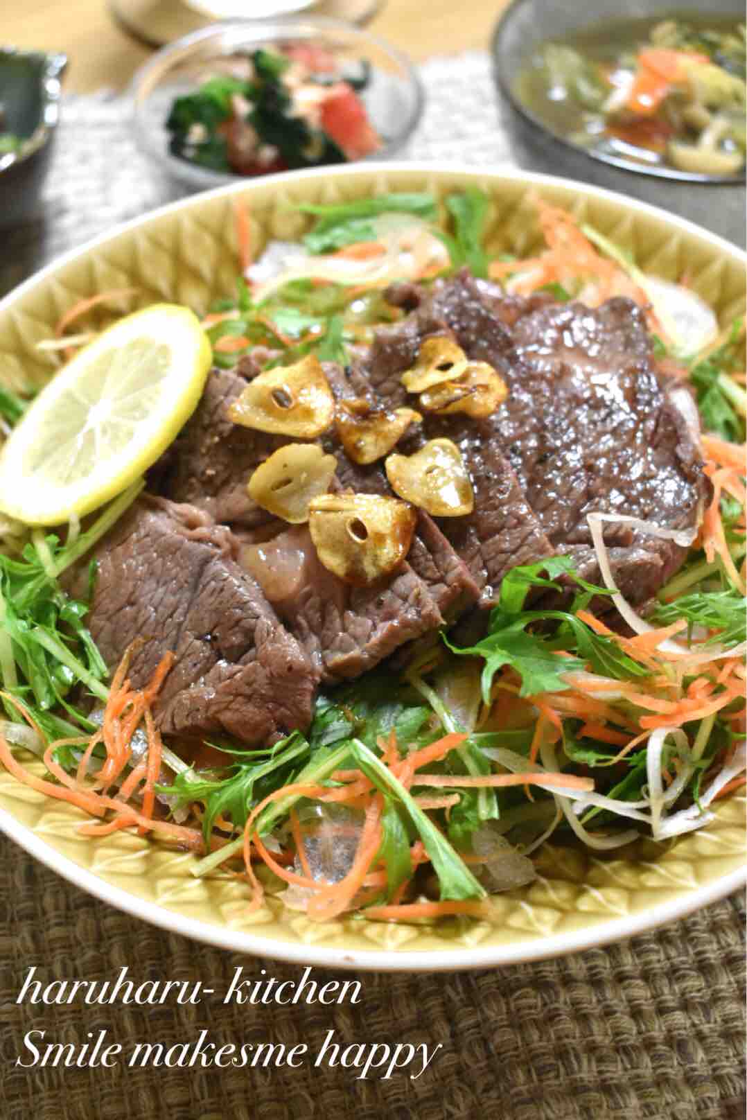レシピ 牛ステーキ丼 生野菜もたっぷり 男子うけ抜群 はるはるの子供アスリート栄養満点ごはん Powered By ライブドアブログ