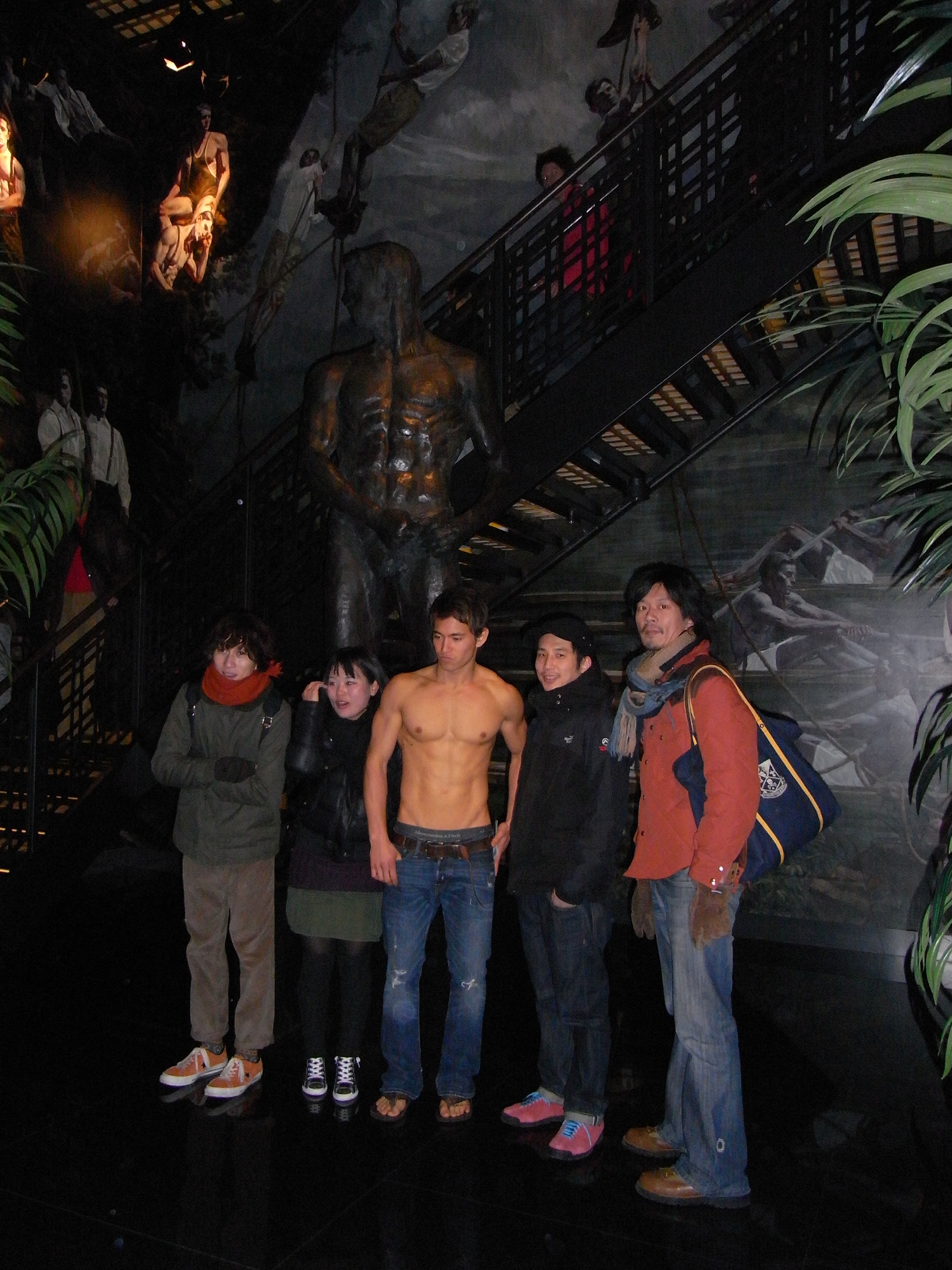 銀座アバクロの謎 Funtastic Harukaway