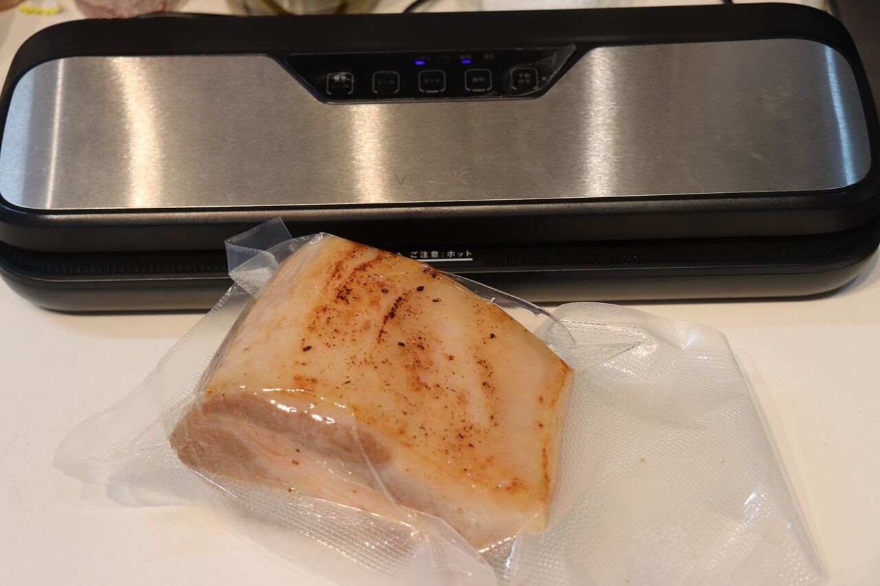 豚肩ロースのコンフィ ６０ で低温調理 Harumao Papaのblog