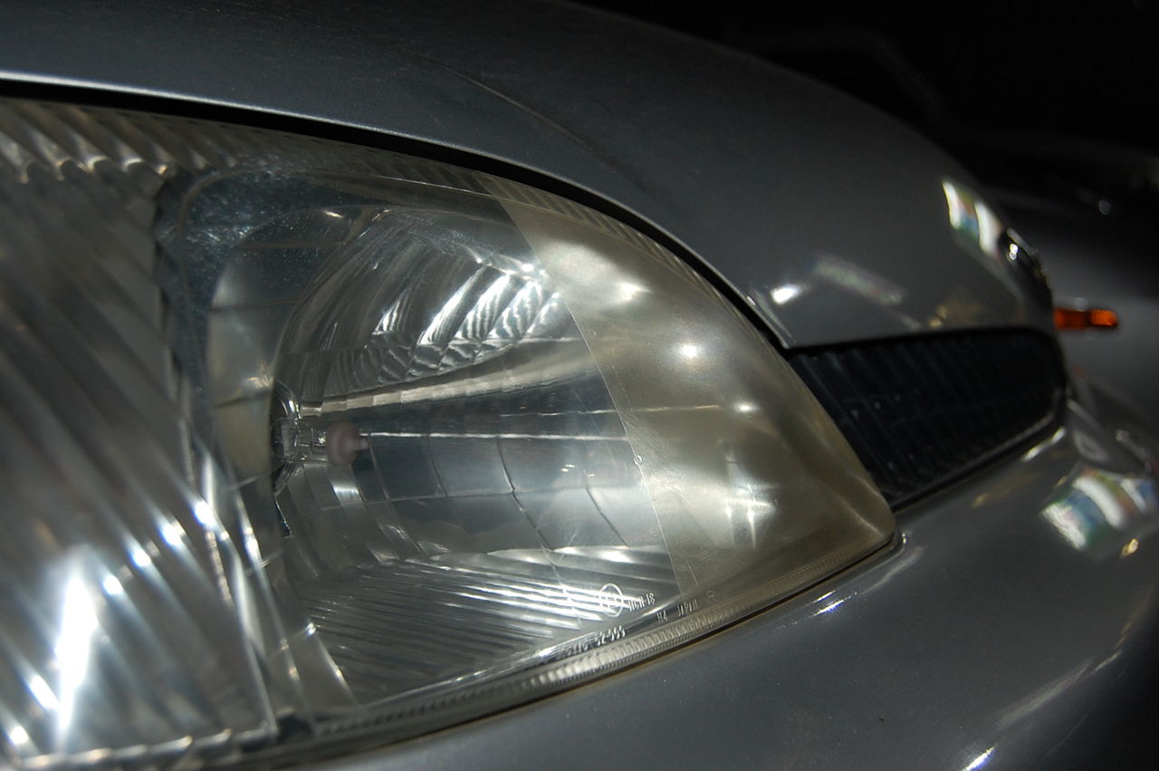 214 トヨタ プラッツでヘッドライトハードコート復元キットを実験 神奈川横浜 春ノ木レーシング公式ブログ