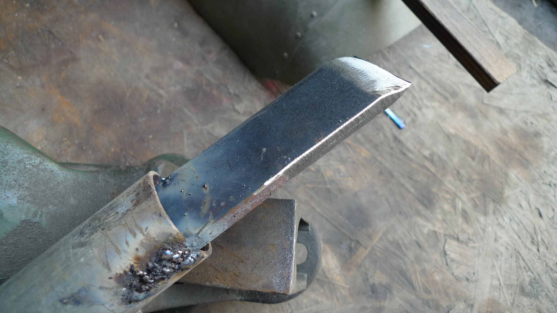 384 １７クラウンアスリートvにrecs施工 E24キャラバントランポの床貼り 神奈川横浜 春ノ木レーシング公式ブログ