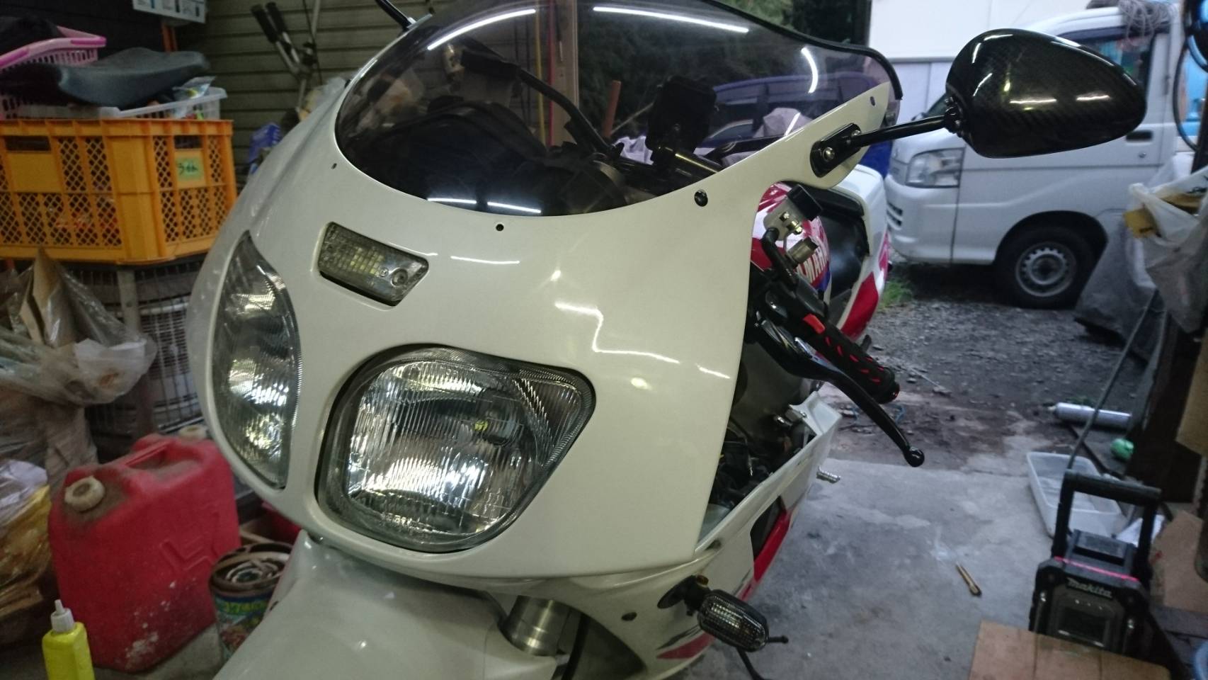 604 ポンコツr1 Zを手直しその3 特選中古車fz400 Fzr1000カウル交換 ワゴンrのatf交換でオイルパン脱着 ハイエースヘッドライト交換など 神奈川横浜 春ノ木レーシング公式ブログ 604 ポンコツr1 Zを手直しその3 特選中古車fz400 Fzr1000カウル交換 ワゴンrのatf交換でオイルパン脱着 ハイエースヘッドライト交換など 神奈川横浜 春ノ木レーシング公式ブログ