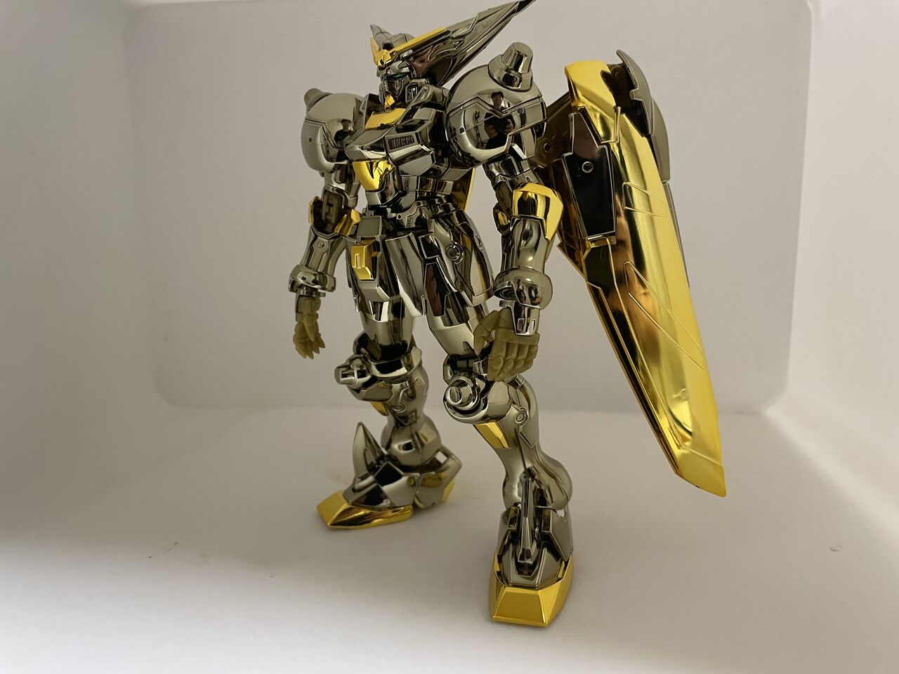 【GOLDメッキ ガンプラ】ハイパーモード マスターガンダム 1/100スケール MG 1/100 ハイパーモード マスターガンダム | 機動武闘伝G